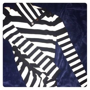 Cache fitted sweater top